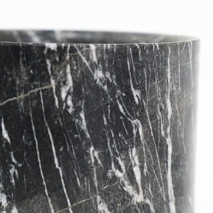 Leva Vase