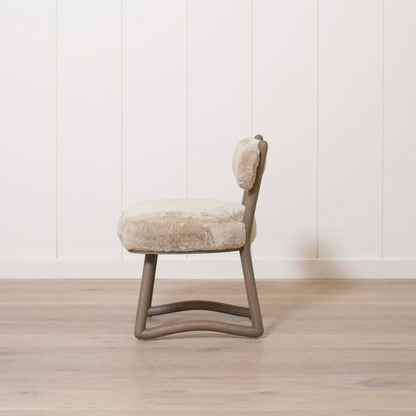 Cuddle Vanity Chair