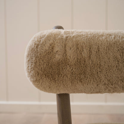 Cuddle Vanity Chair